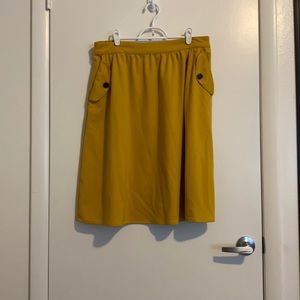 Mustard skirt
